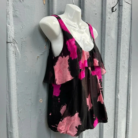 Diane  Von Furstenberg Silk Ananas Blouse, size 4 - Picture 3 of 9